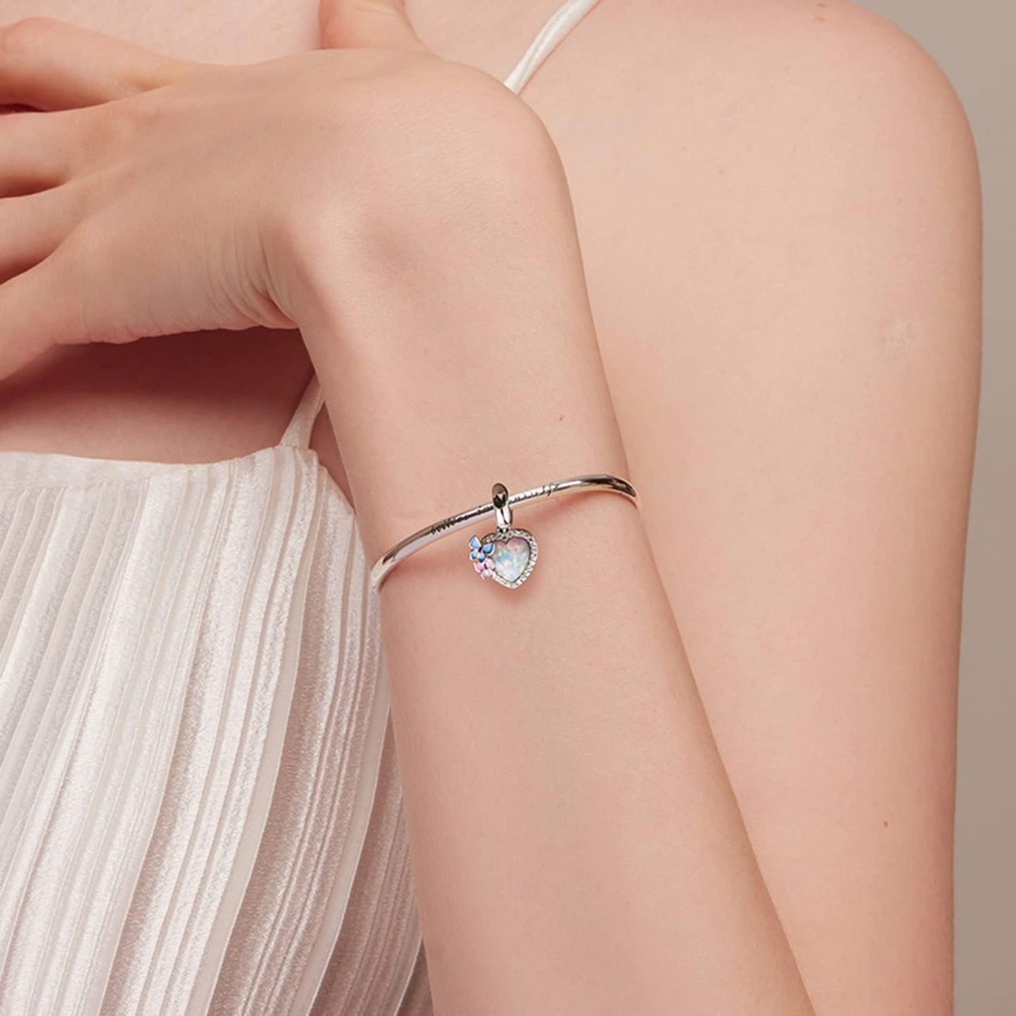 925 Sterling Silver Love Heart Charm for Charm Bracelet, Christmas Mother's Day Birthday Perfect Jewelry Gifts for Mom Grandma Daughter Friend Sister