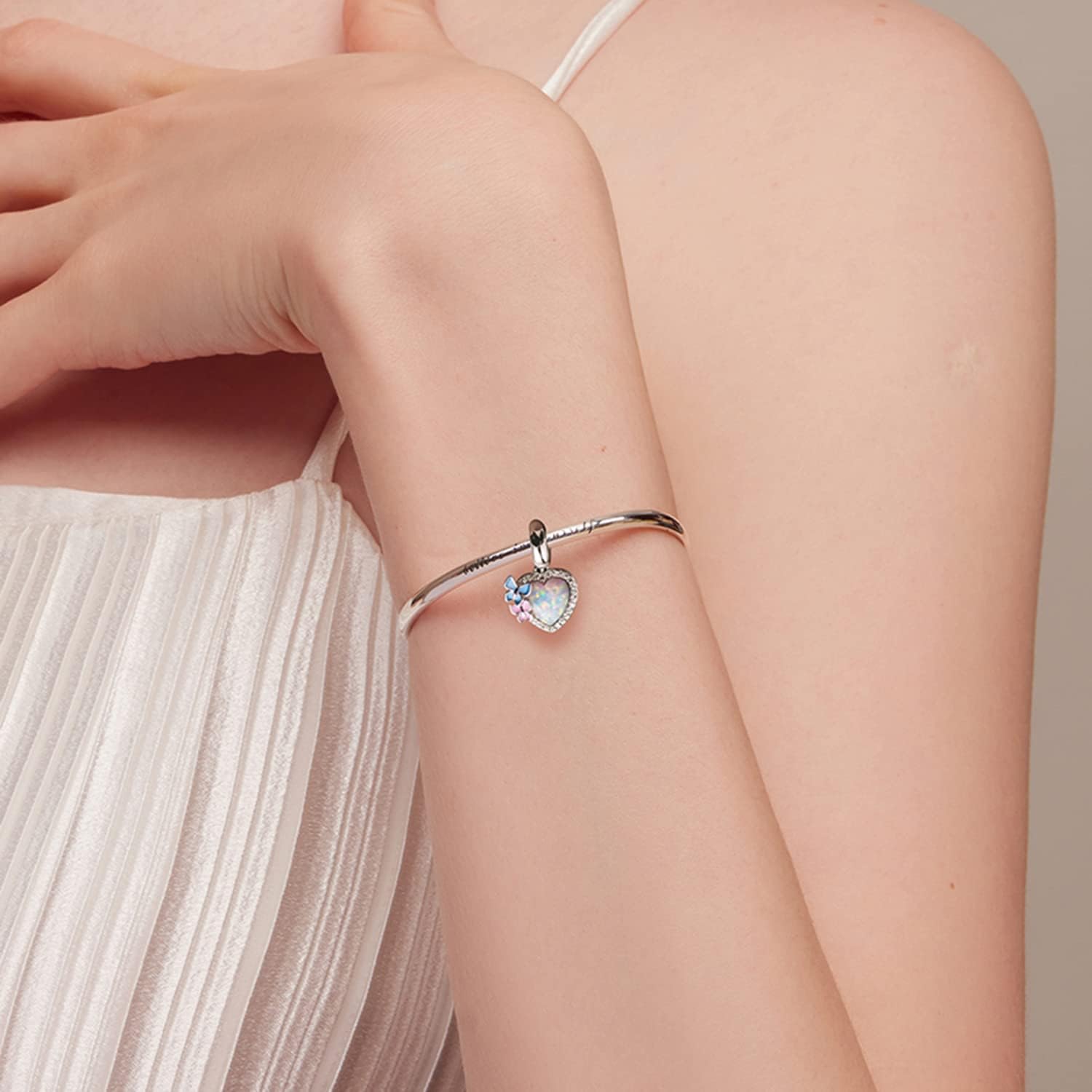 925 Sterling Silver Love Heart Charm for Charm Bracelet, Christmas Mother's Day Birthday Perfect Jewelry Gifts for Mom Grandma Daughter Friend Sister